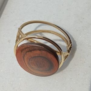 Vintage Gold Tone Bangle Bracelet With Wooden Round